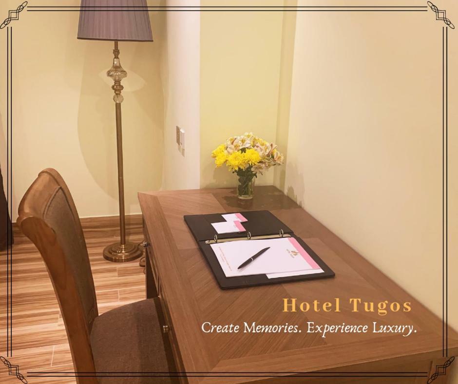 באגויו Hotel Tugos מראה חיצוני תמונה