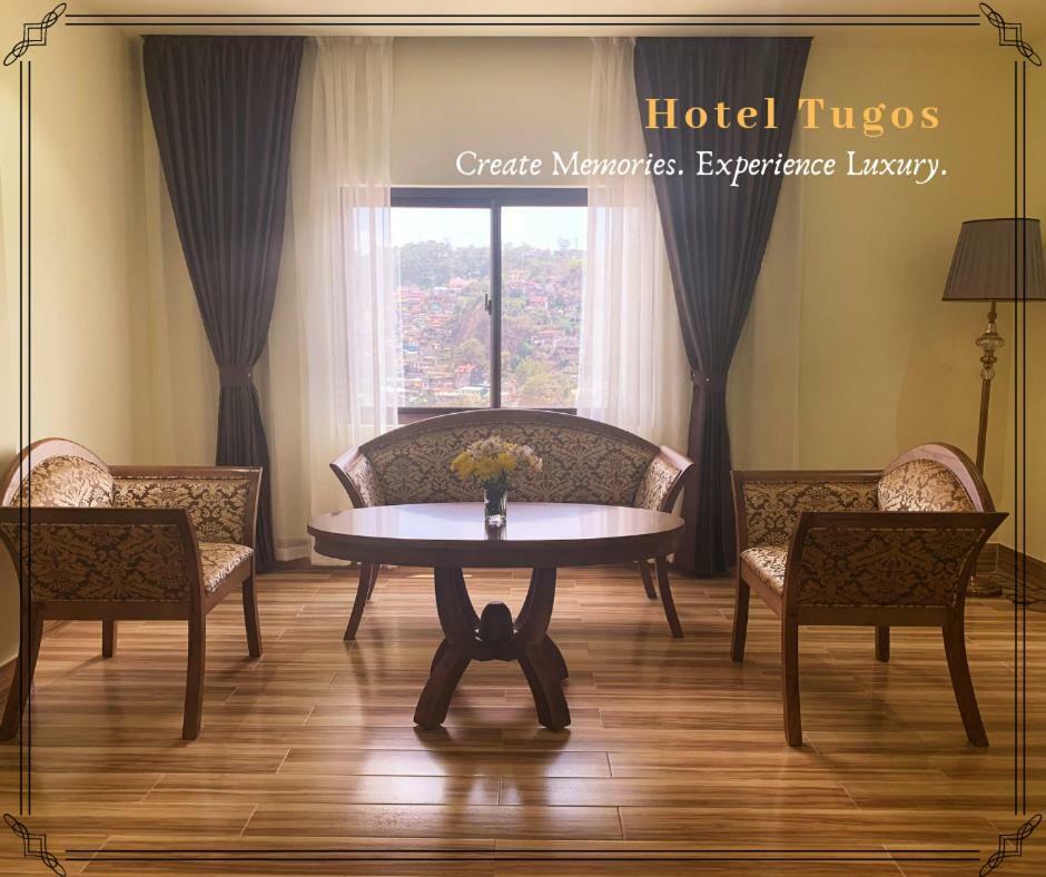 באגויו Hotel Tugos מראה חיצוני תמונה